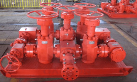 赤い絞め殺し マニフォールド API 16C 6A 2 1/16' 3000 - 20000psi