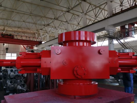 7 1/16&quot; 15000psi シングルラム フランジ接続付きの爆破防止機